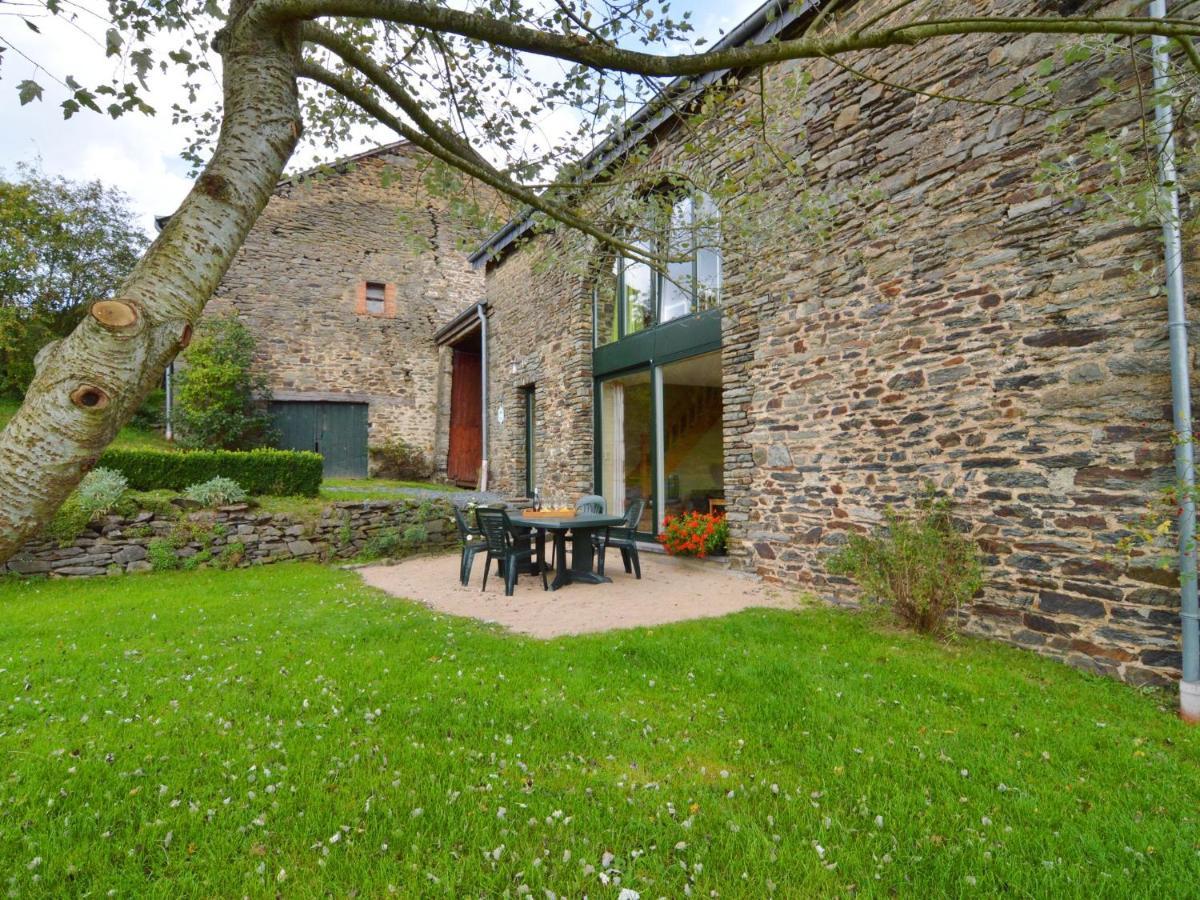 Comfortable Cottage In Neufmoulin With Meadow View Houffalize Quarto foto
